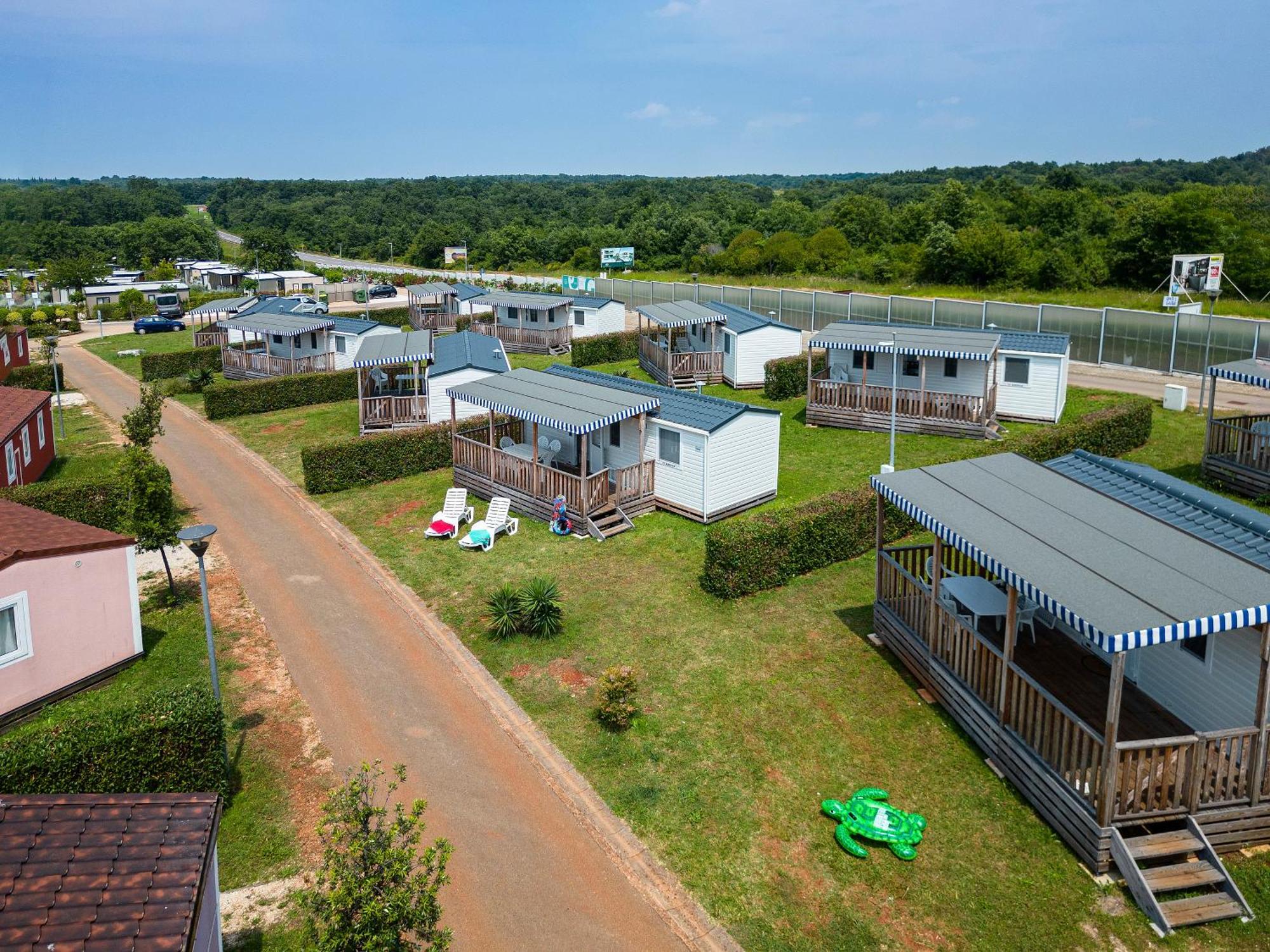 Albatross Mobile Homes On Camping Park Umag Karigador Eksteriør bilde